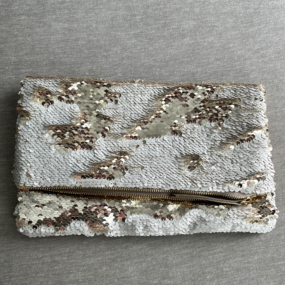 Stella dot margeaux gold sequin clutch BNIB